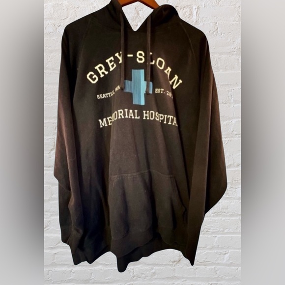 torrid Tops - Torrid, Grey’s Anatomy, Fleece Hoodie (Size 4)